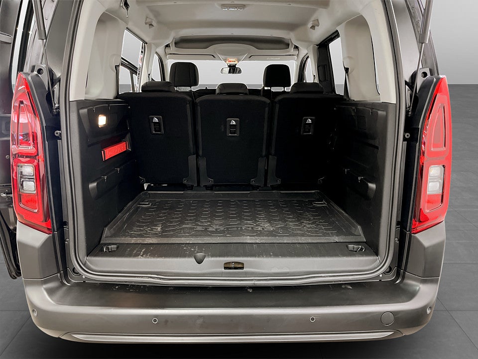 Bild på Citroën e-Berlingo M Shine 50kWh 136hk Aut B-KAMERA NAVI