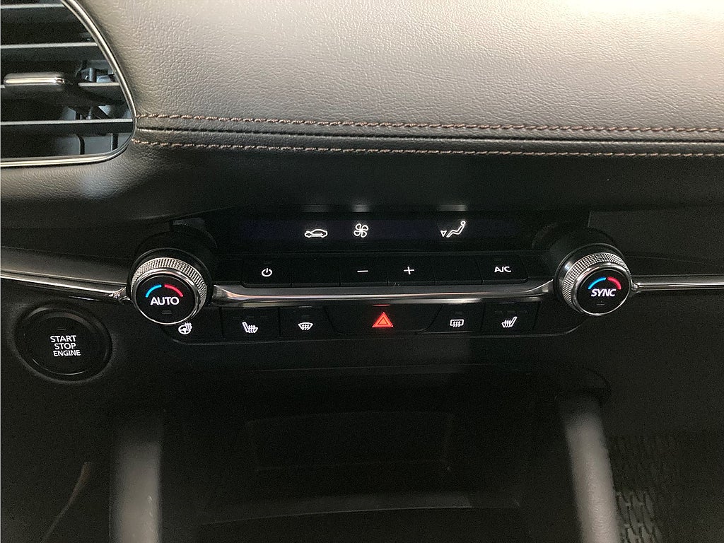 Bild på Mazda 3 Hatchback Sky 2.0 150hk Aut - B-KAMERA, 1 ÄGARE