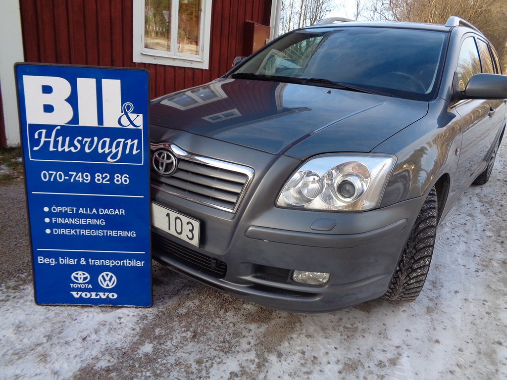 Toyota Avensis Kombi 2.4 AUTOMAT/NYBES/NYSERV/DRAG/FINANS/INBYTE