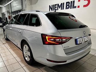 Skoda Superb Kombi 4x4 Business L&K Drag Canton Dvärm SoV