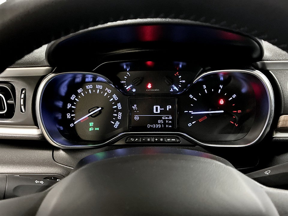 Bild på Citroën C3 Shine 1.2 PT 110hk Aut P-SENSORER CARPLAY