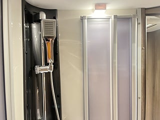 Husbil-integrerad Kabe TM I 760 LGB 25 av 31