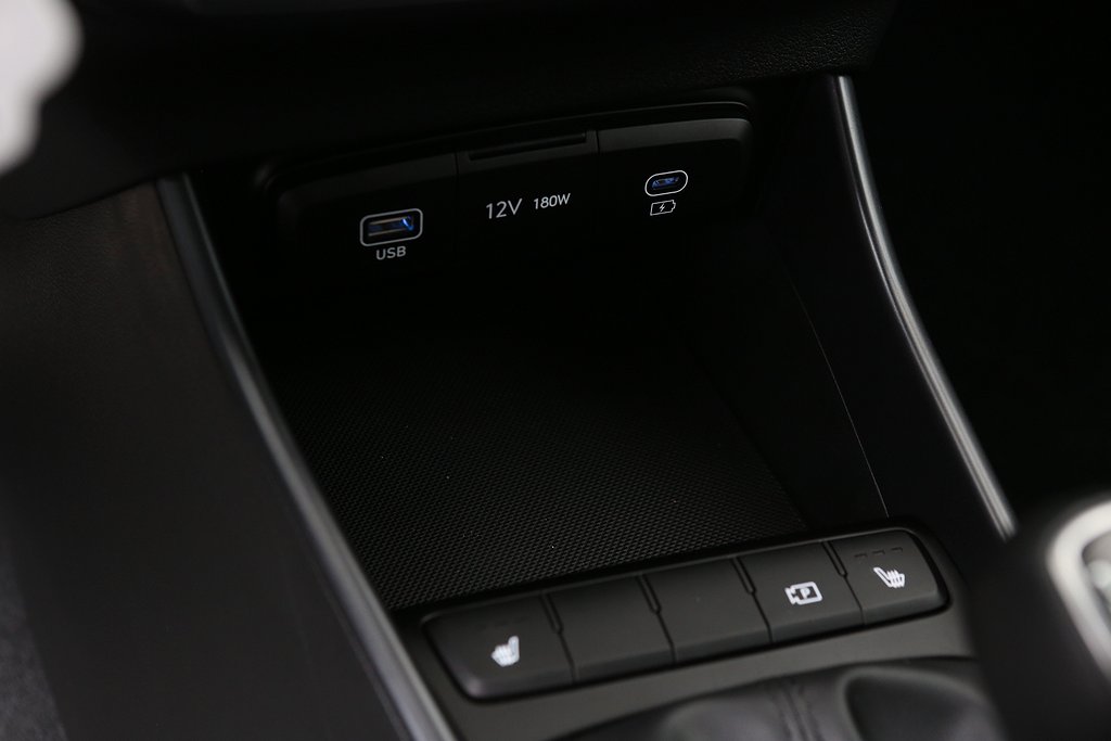 Hyundai Bayon Essential 1.2 MPi | Manuell | Moms 2025