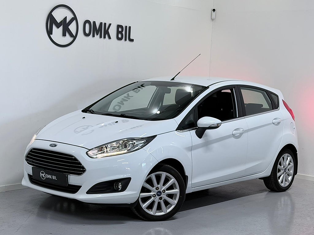 Ford Fiesta 5-dörrar 1.0 Titanium Euro 6/Ny kamrem