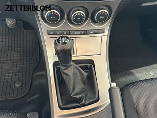 Halvkombi Mazda 3 14 av 21