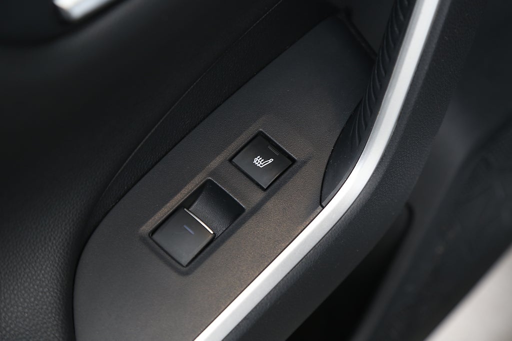 Toyota RAV4 Plug-in Hybrid E-CVT X-Edition AWD Extraljus Drag 2021