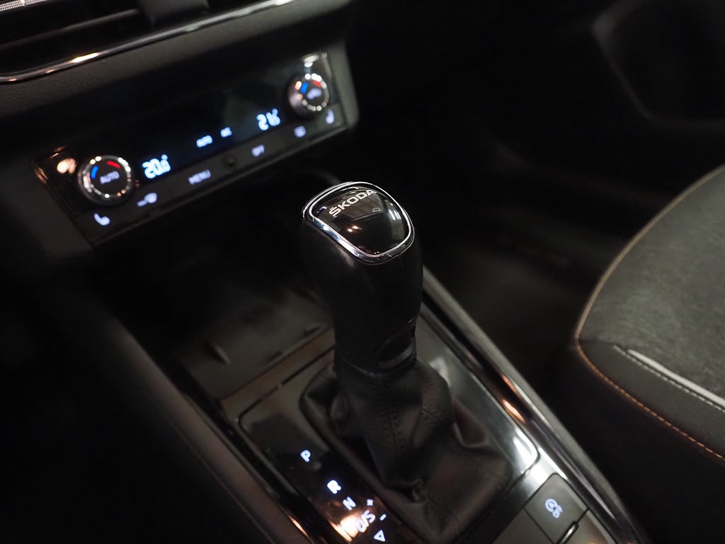 Skoda Scala 1.0 TSI 110hk Style Automat Carplay 17"