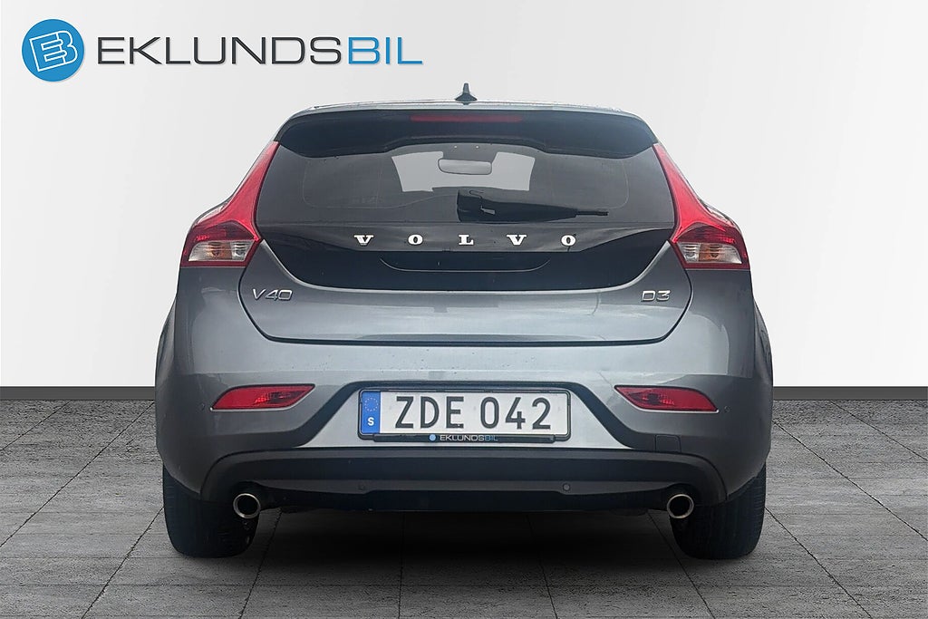 Volvo V40 2018