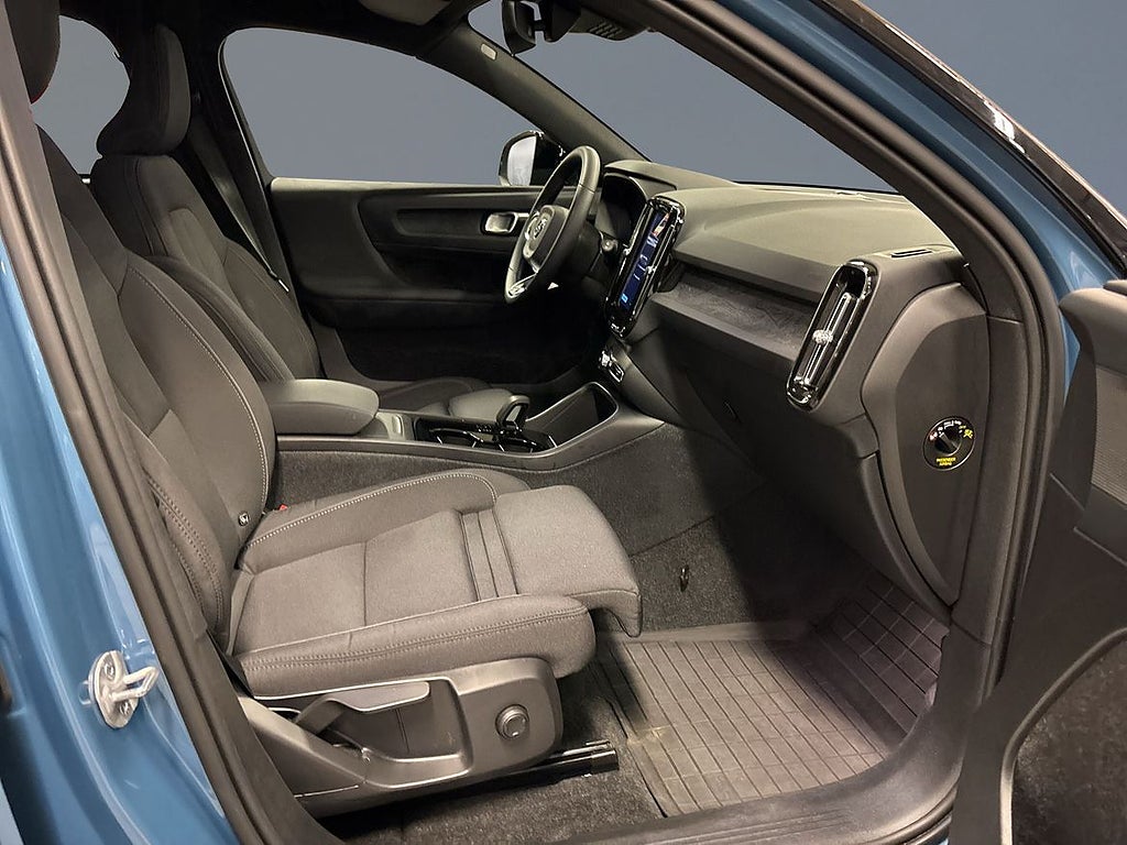 Volvo XC40 Recharge Single Motor Extended Range Core