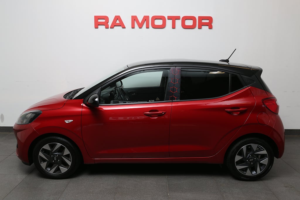 Hyundai i10 1,0 blue Essential CarPlay 2-tons lack 2024