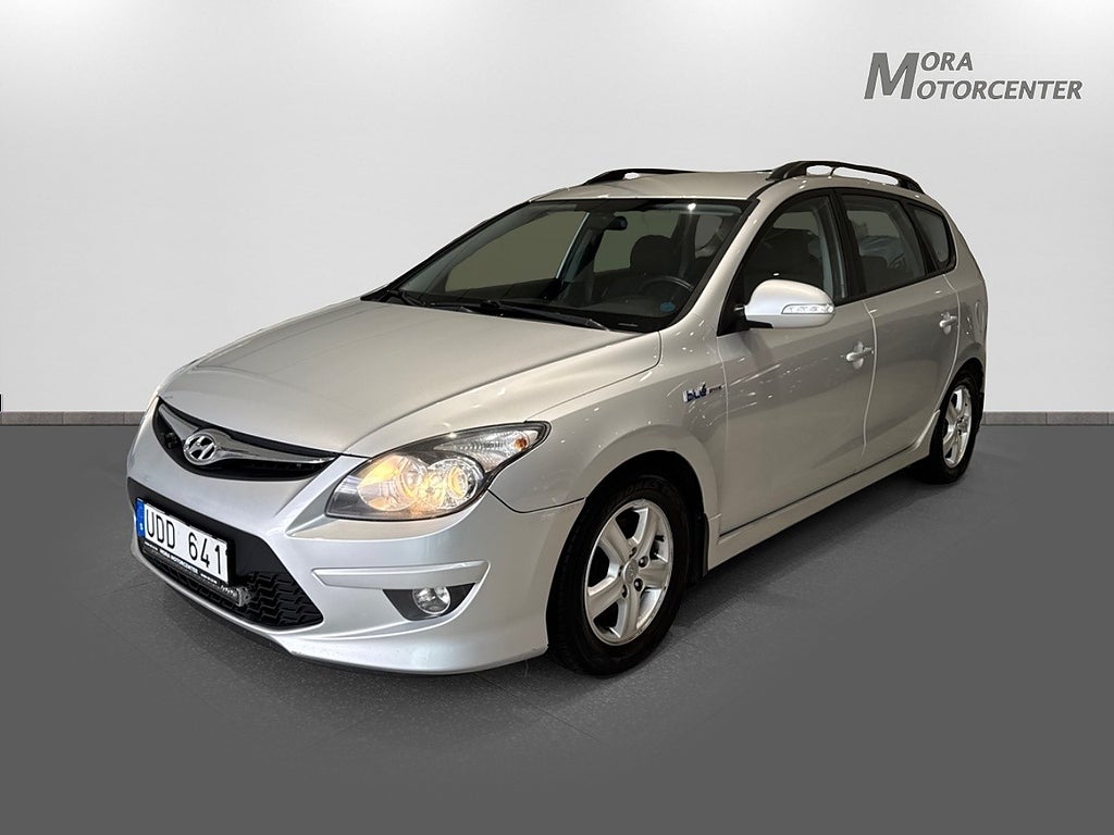 Hyundai i30 cw 1.6 CRDi Business      -  GDS -
