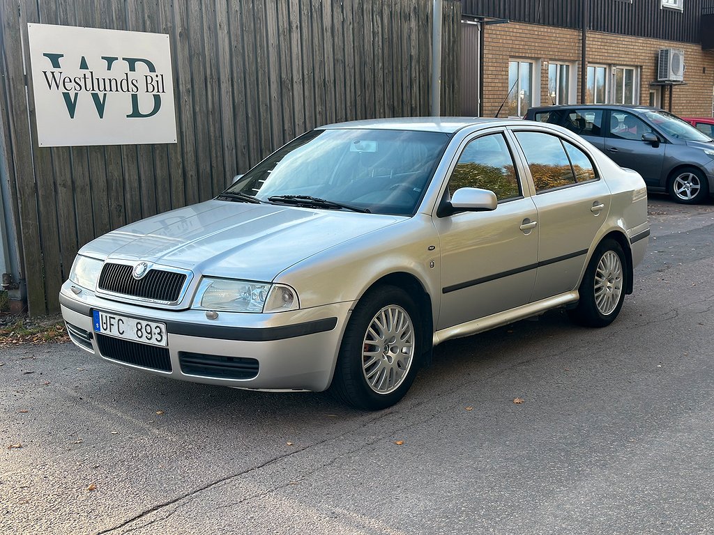 Skoda Octavia Tour 1.8 T | Drag | AC | Nybes | M-Värm