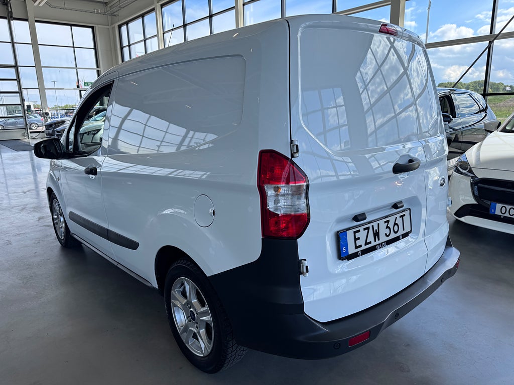 Ford Transit Courier 2020 - miniatyr 3