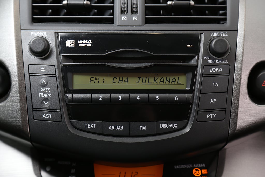 Toyota RAV4 2,0 VVT-i 158hk Business 4x4 Nybesikt Extraljus Drag 2012