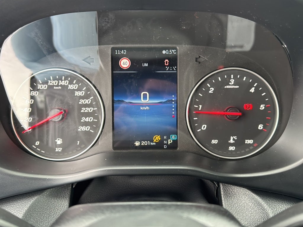 Mercedes-Benz Vito 2026 - miniatyr 10