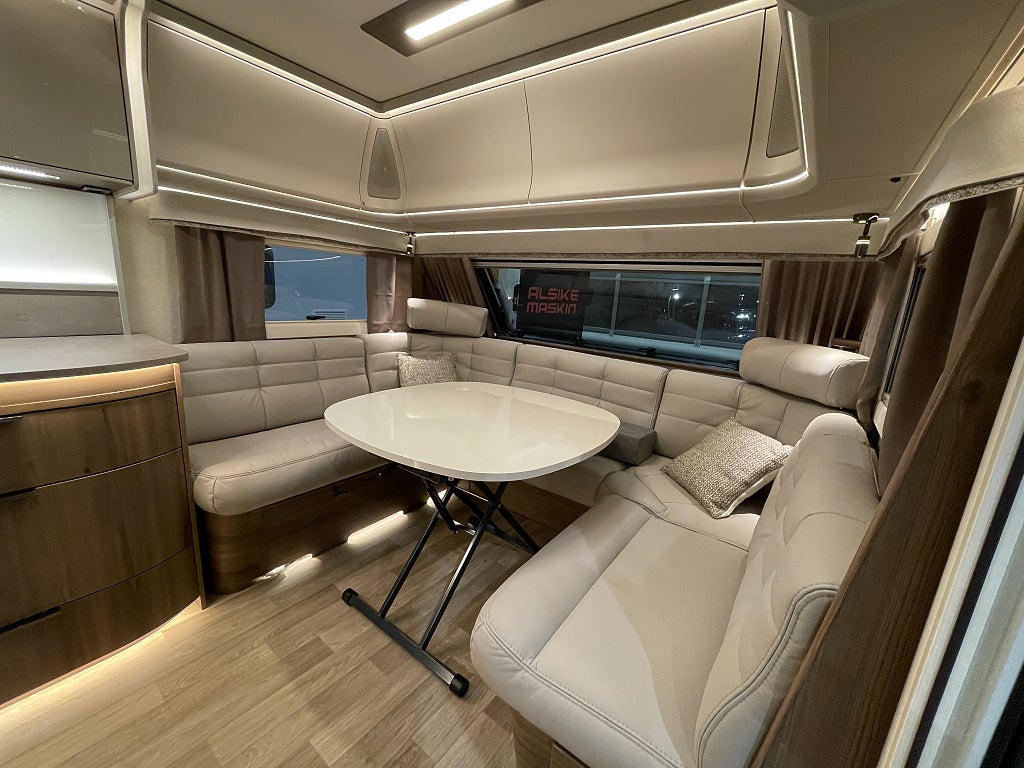 Kabe Imperial 630 TDL E2 KS /AC/Läder/Långbäddar/Badrum bak - Kabe