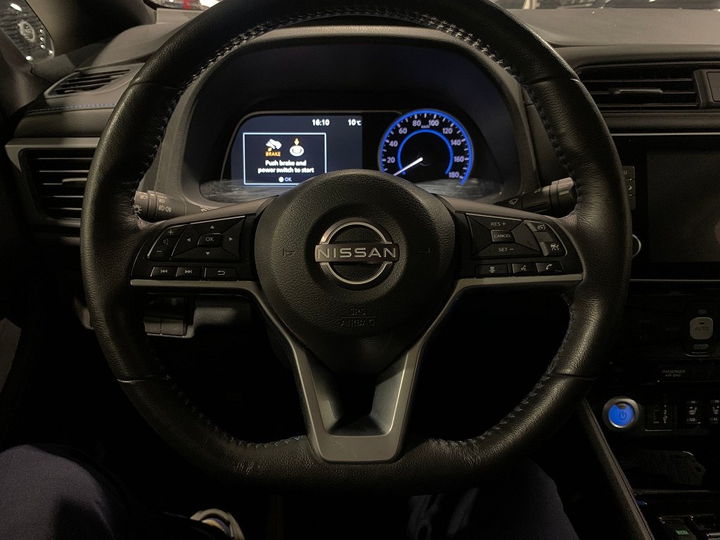 Nissan Leaf N-Connecta|40kWh|Värmepump|360 kamera 2022