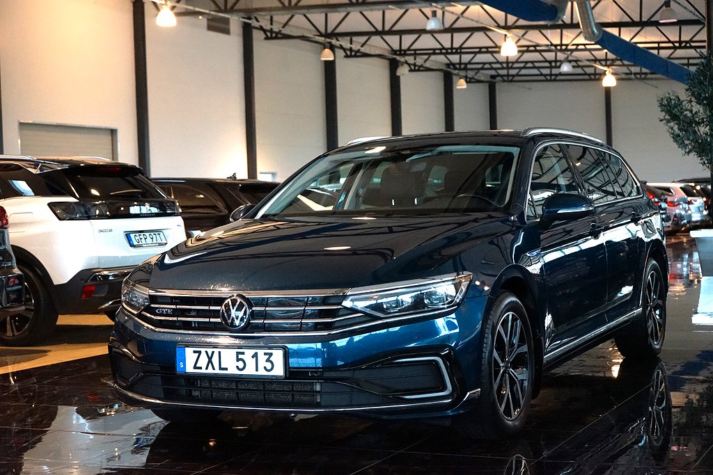 Volkswagen Passat Sportscombi GTE 1.4 TSI Executive Business 