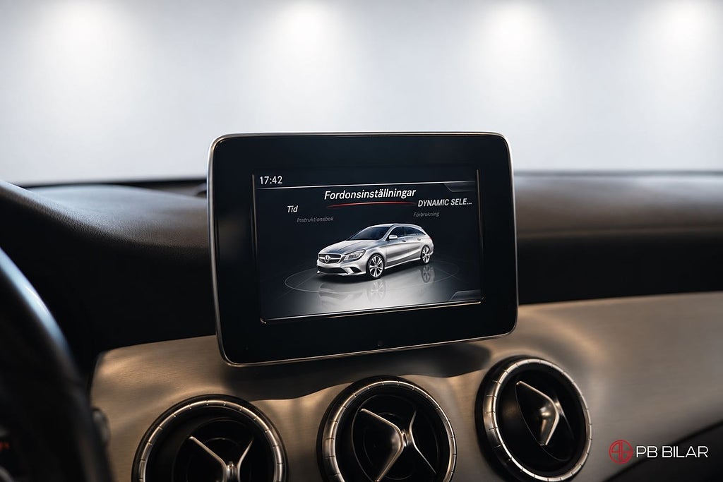 Mercedes-Benz CLA200