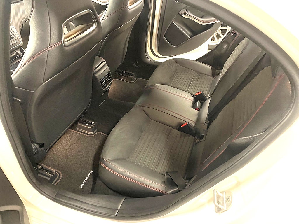 Mercedes-Benz A 180 AMG Line 122Hk