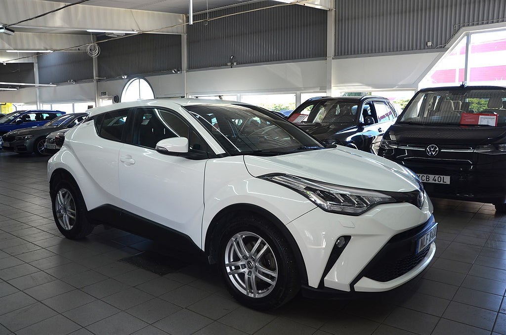Toyota C-HR Hybrid CVT, 122hk Active