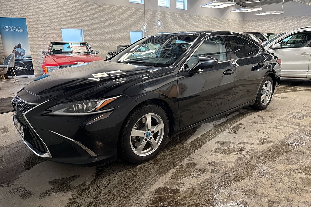 Lexus ES 300h 2.5 E-CVT Limited Edition 