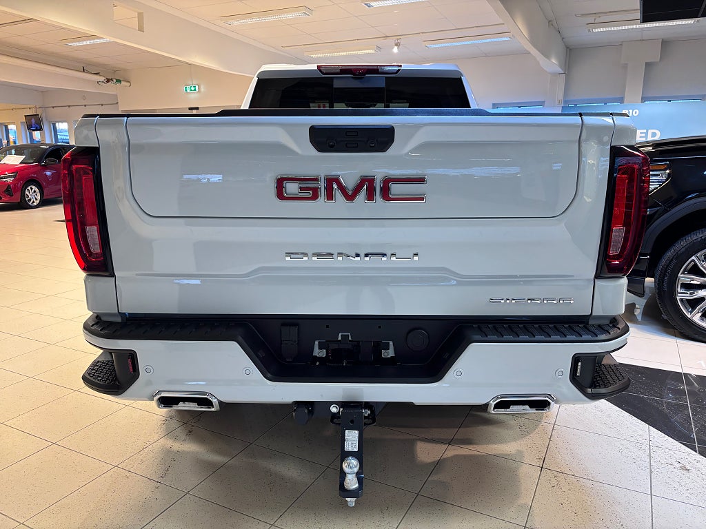 GMC Denali 2026 - miniatyr 15