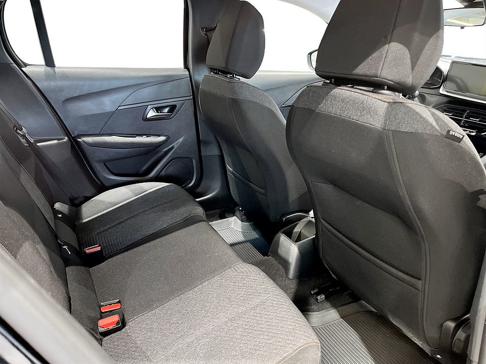 Bild på Peugeot 208 Style Hybrid 100hk Aut CARPLAY BACKSENSORER