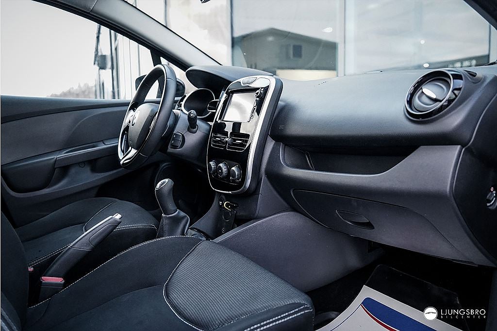 Renault Clio 1.2 73hk