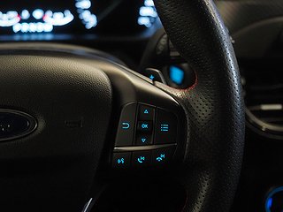 Halvkombi Ford Focus 18 av 25