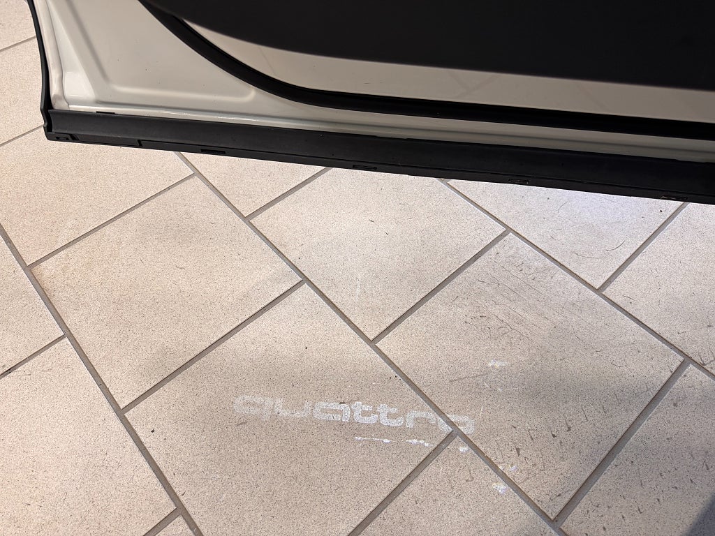 Audi Q3 2017 - miniatyr 29