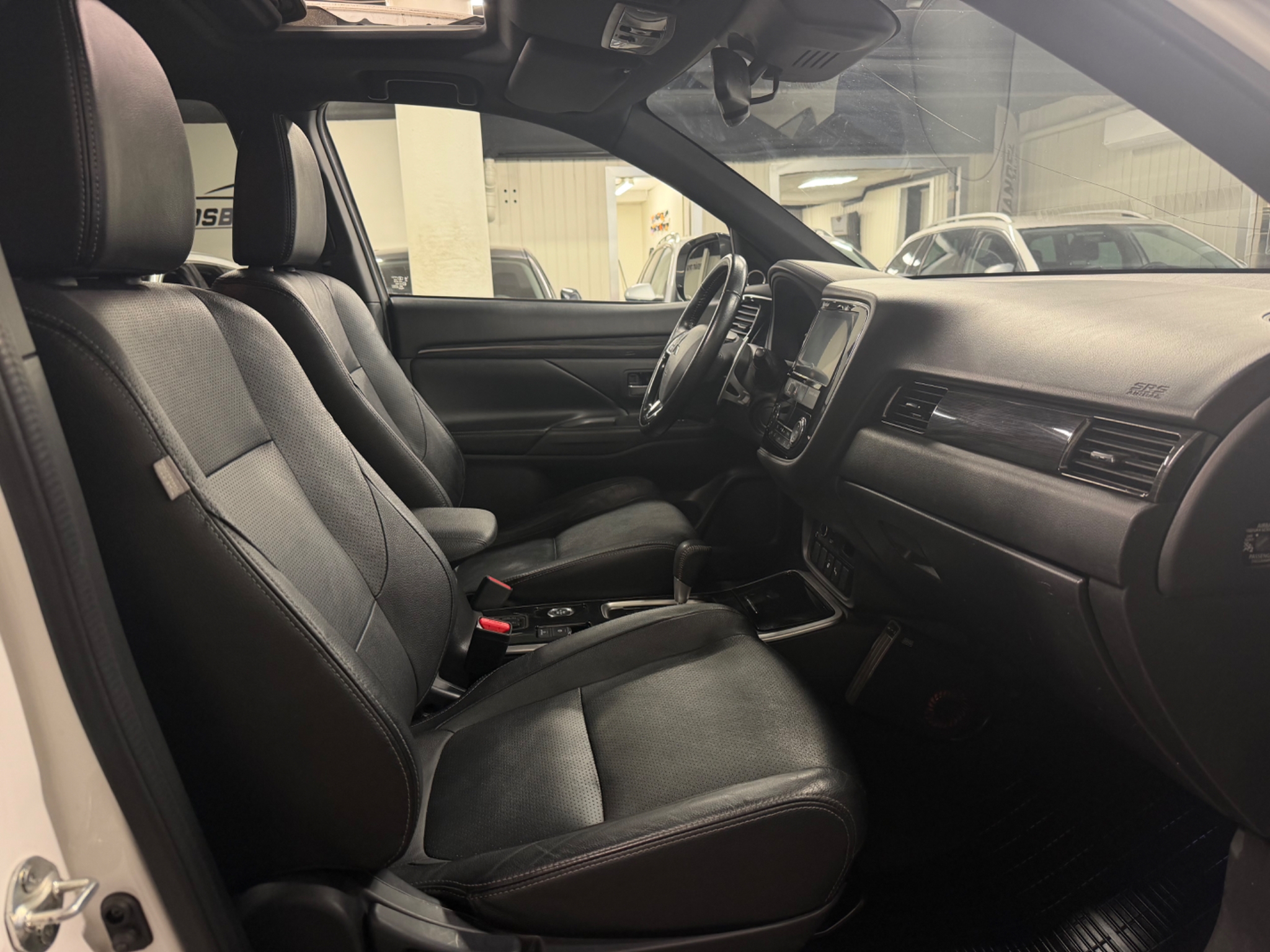 Mitsubishi Outlander 2018, bild 6/10