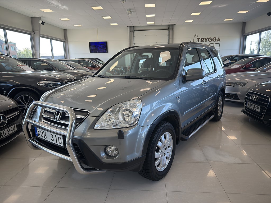 Honda CR-V 2.0 4WD Dragkrok Nybesiktigad Underredsbehandlad/Se Utr
