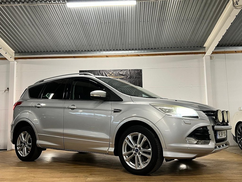 Ford Kuga 2.0TDCi AWD Powershift Titanium Plus, Titanium X 