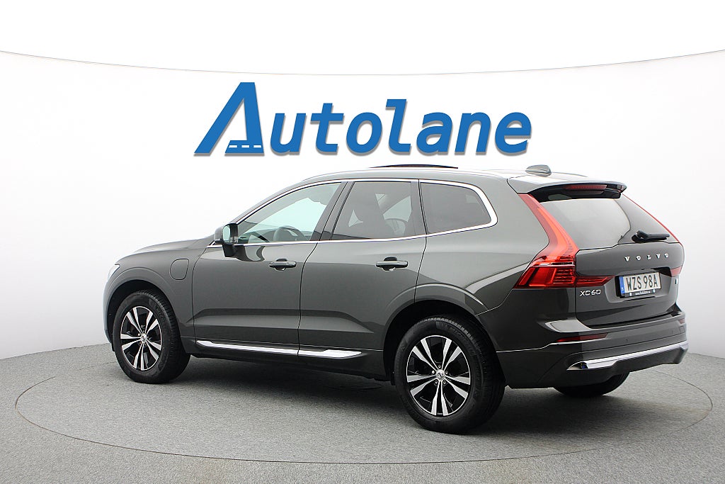 Volvo XC60 Recharge T6 AWD Inscription Pano, B-kamera, Skinn, Drag