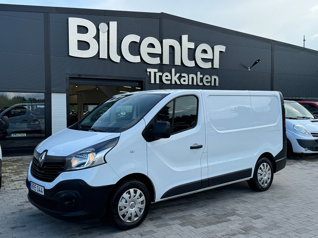 Renault trafic Skåp Långa Modellen 1.6CDTI Euro 6 Dragkrok 