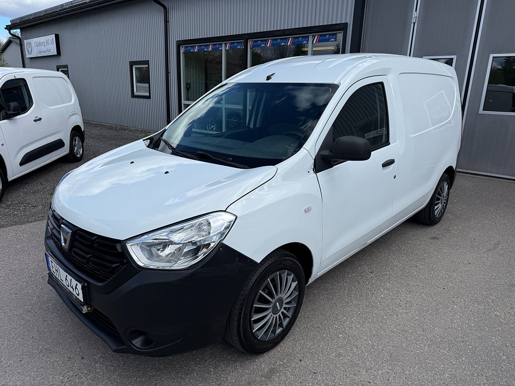 Dacia Dokker Express 1.6 SCe 102hk 2 ägare Låg skatt 