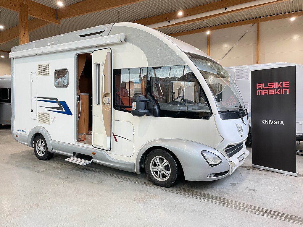 TI 560 LB - Eura Mobil TI 560 LB /B-körkort/Dragkrok/Taksäng/Ugn