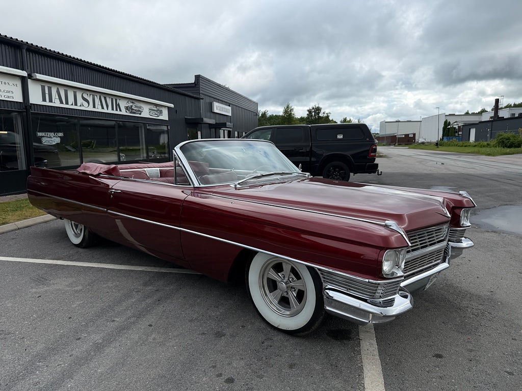 Cadillac Convertible de Ville 7.0 0kr insats 3230kr/mån