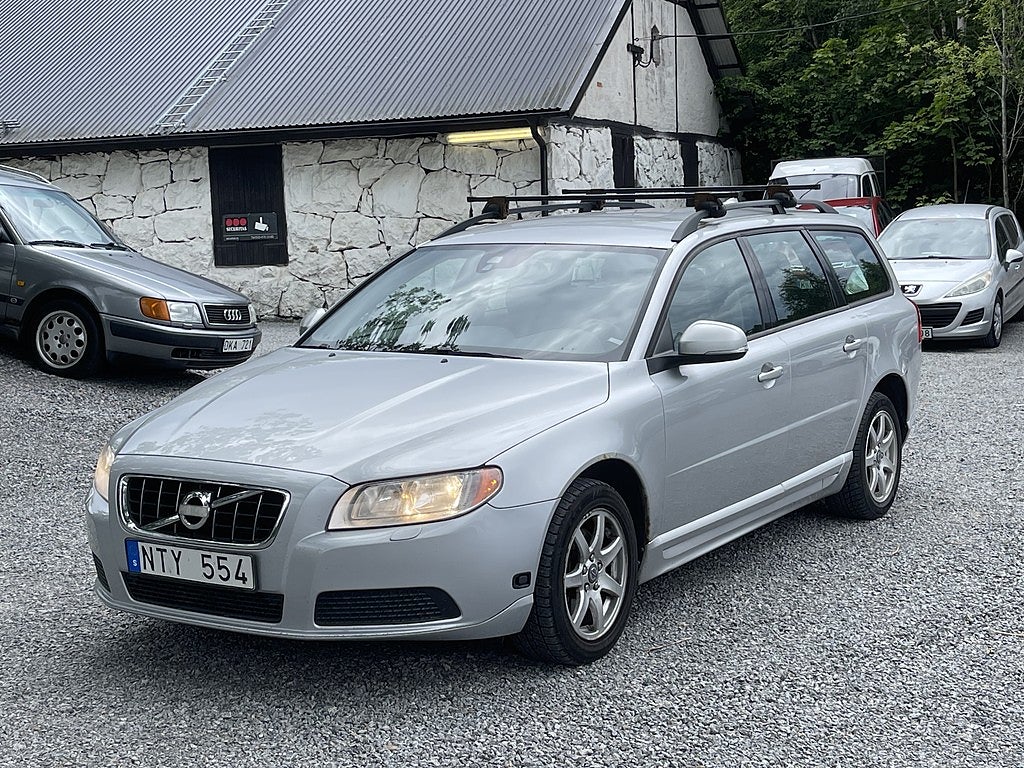 Volvo V70 T4F, Kinetic, drag, motor & kupevärmare, 180hk, 2012