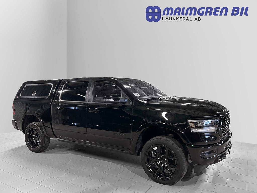 Dodge RAM 1500 V8 Laramie Night Edition Luftfjädring  Kåpa 