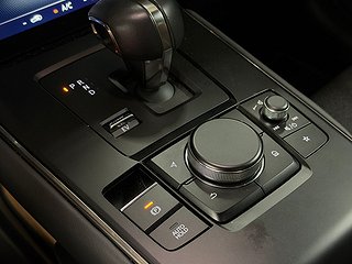 SUV Mazda MX-30 17 av 22