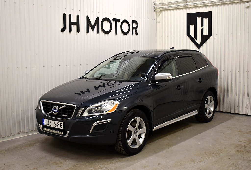 Volvo XC60 D5 AWD Aut R-Design Backkamera / DVÄRM / SoV