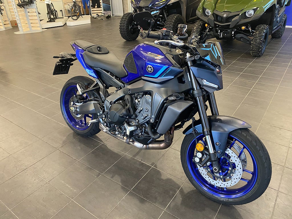 Yamaha MT 09 Y-AMT Demo Köp Online 