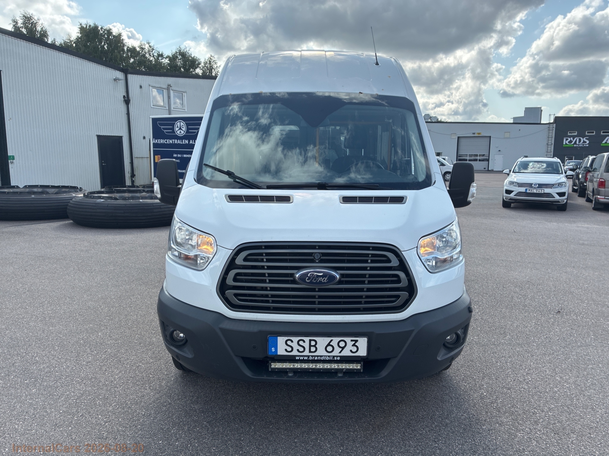 Ford Transit 350 KOMBI 2.0TDCi 2018, bild 2/46