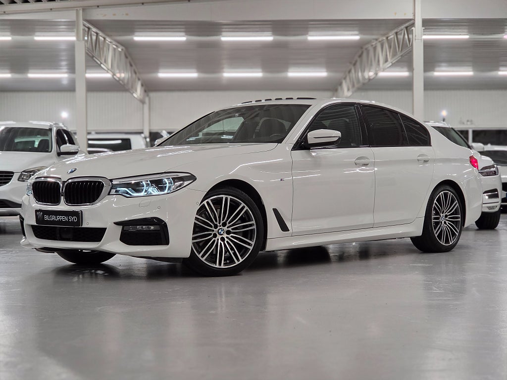 BMW 520d xDrive Sedan|M Sport|Taklucka|HK|Soft Close|HUD|1 Ägare
