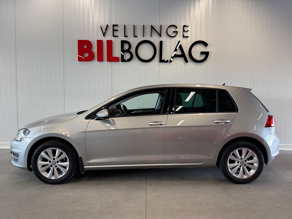 Volkswagen Golf 1.2 TSI Automat Kamera Sensorer Drag Värmare 