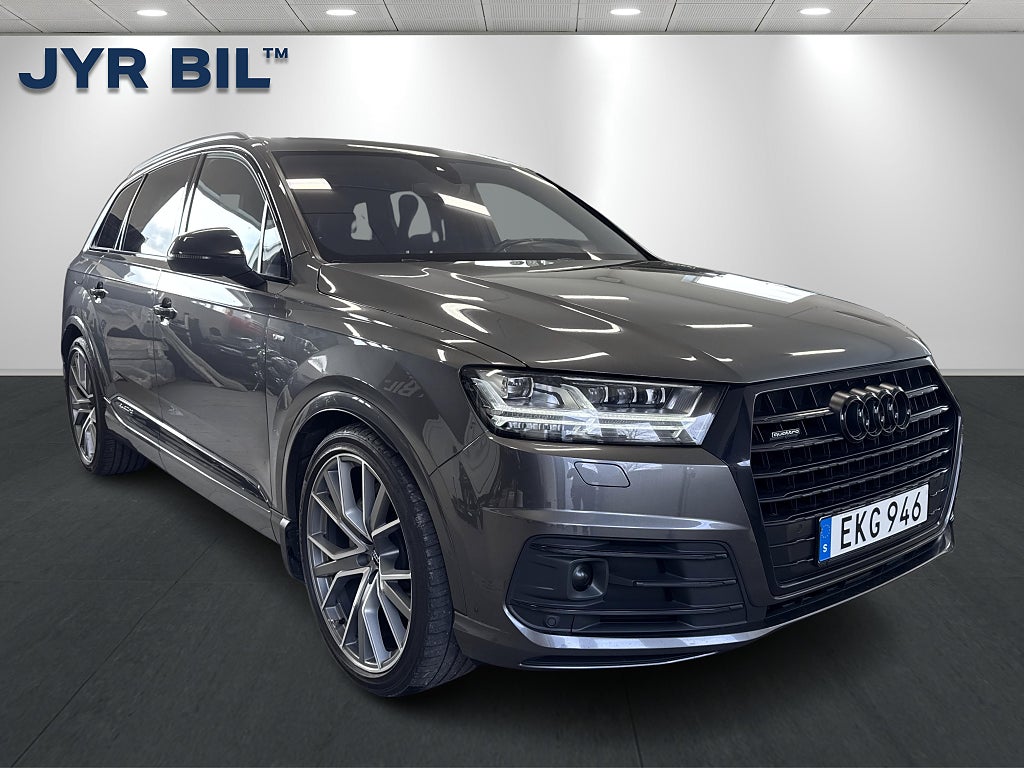 Audi Q7 3.0 TDI V6 272hk Q S Line / Pano / Adap-fart / 7-sits