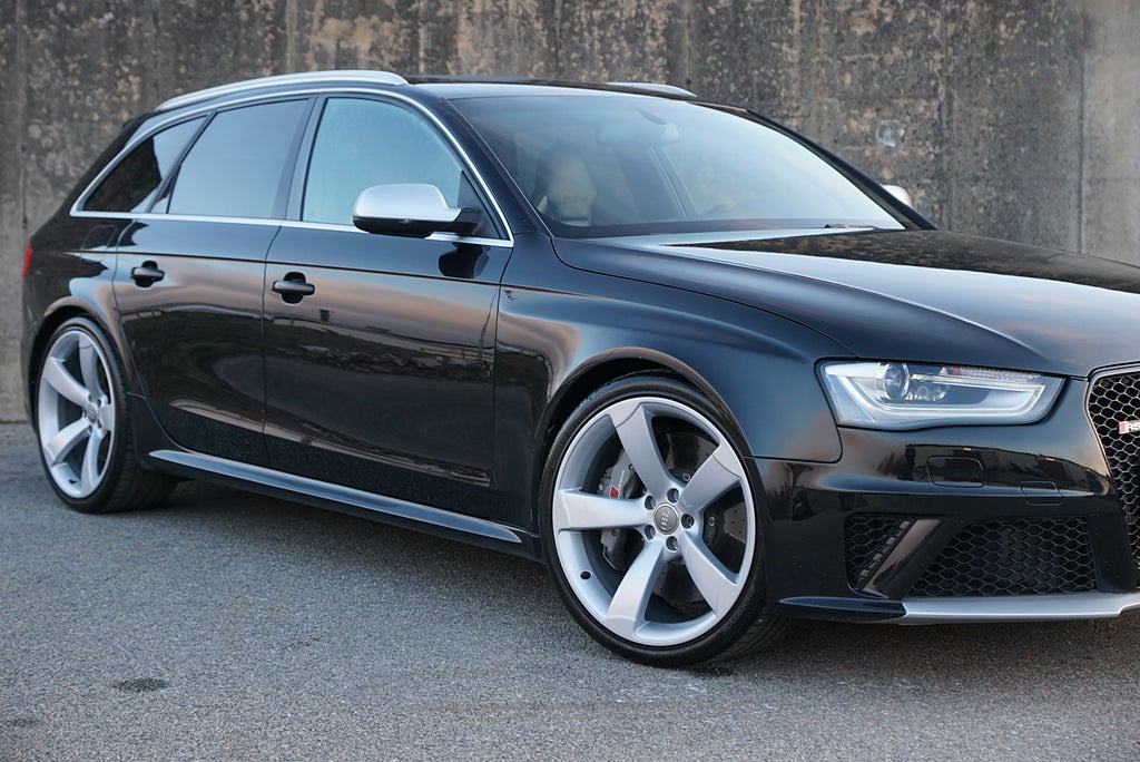 Audi RS4 Avant 4.2 FSI V8 Quattro|Keramiska|Kolfiber|Skalstolar|
