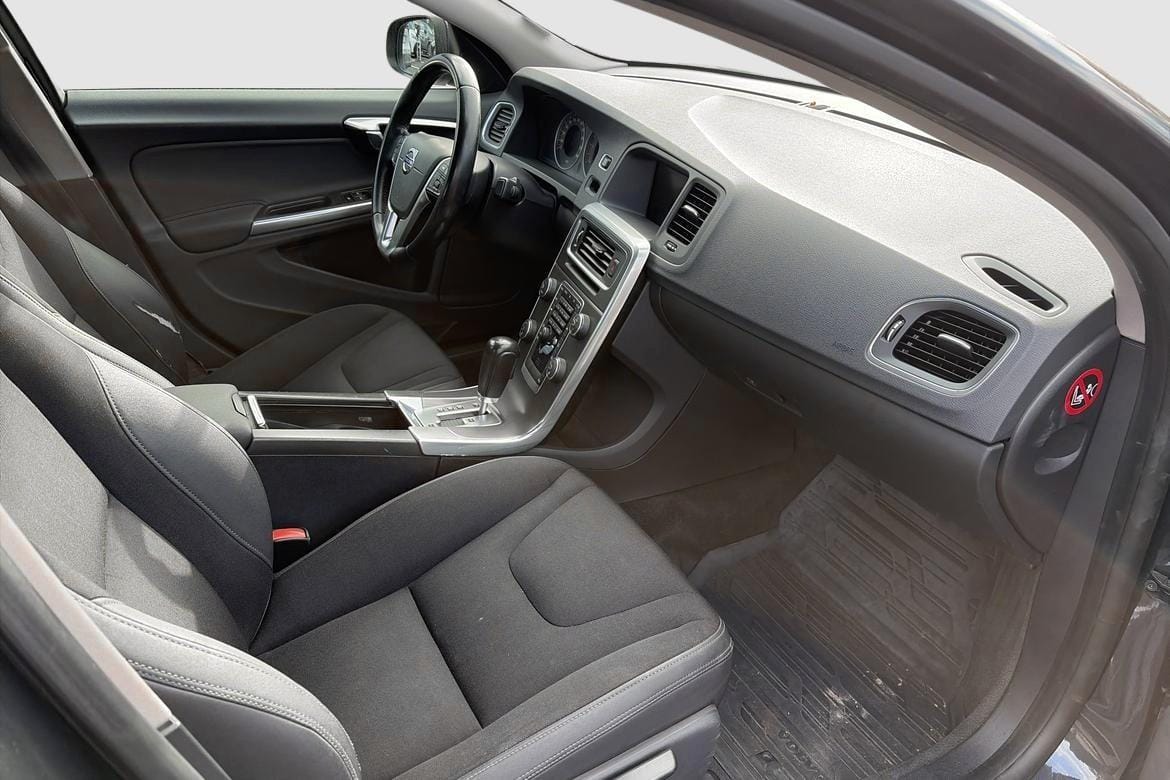 Volvo S60 D3 Momentum 163 hk automat 2011, kuva 6/10